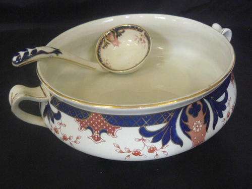 STOKE ON TRENT STAFFORDSHIRE SOUP TUREEN&SPOON