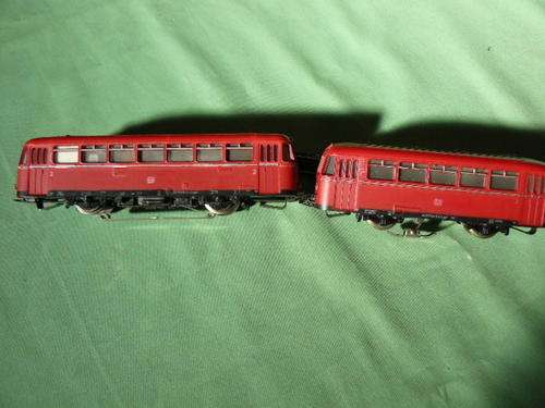 MARKLIN HO 3016 AND 3018 RAILBUS AND TRAILER