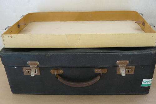 SOFT LEATHER AND MATERIAL SUIDCASE FROM ENGLAND