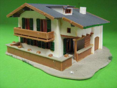 N GUAGE HOUSE