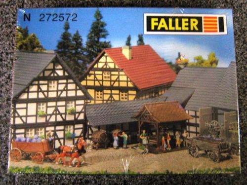 FALLER WINE PRESS N272572