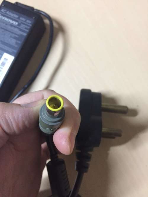 Lenovo 90W AC Adapter/Laptop Charger/Power Adapter