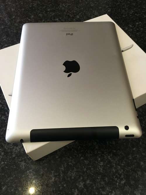Apple iPad 4 32GB Wifi & 4G - White (used)