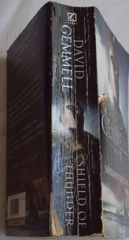 Troy Shield Of Thunder David Gemmell
