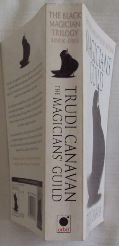 The Magicians Guild Trudi Canavan (The Black Magician Trilogy Book One)