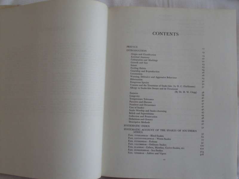 Snakes of southern Africa Vivian F Fitzsimons