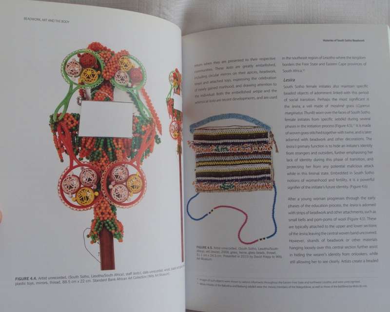 Beadwork, Art and the Body Dilo T`se Dintshi/Abundance Edited by Anitra Nettleton
