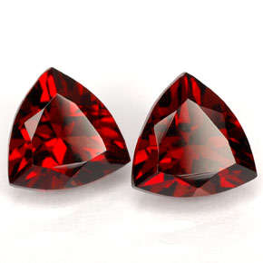 0.148cts each!!! Garnets, bid is for pair!!!
