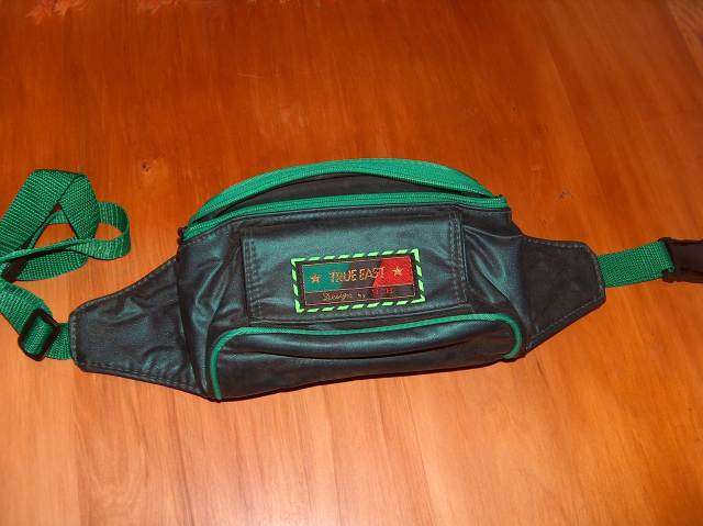 Moonbag green