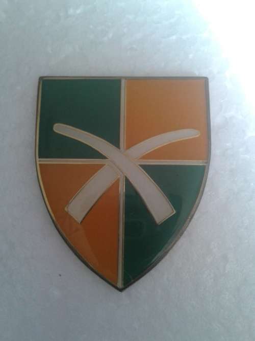 SA Army - Group 13 HQ   Shoulder Flash - ( all pins intact)