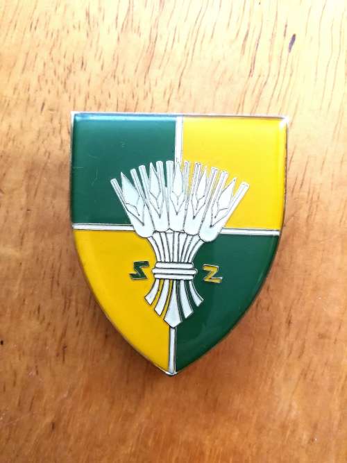 SA Army - Group 25 HQ   Shoulder Flash - ( all pins intact)