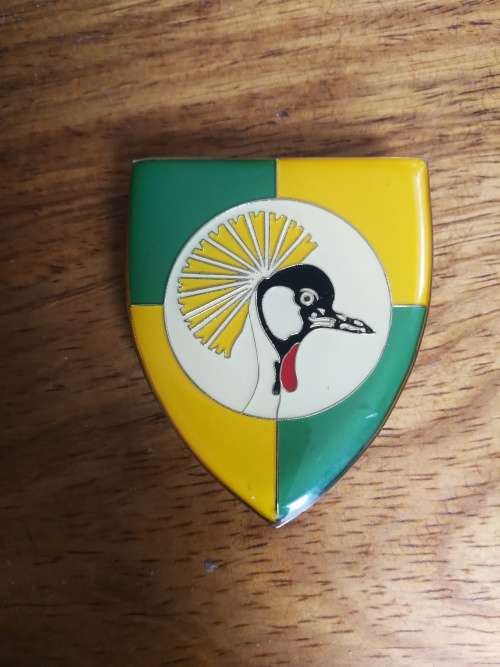 SA Army - Group 7 HQ   Shoulder Flash - ( all pins intact)