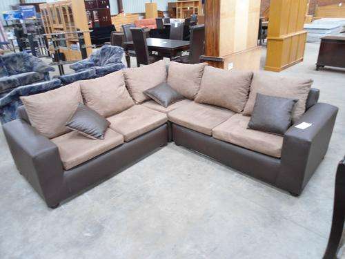 3pce Suede and Pleather corner suite