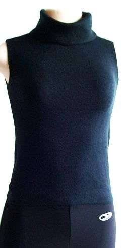 Lovley Fine Knit Top. Size 32 to 34