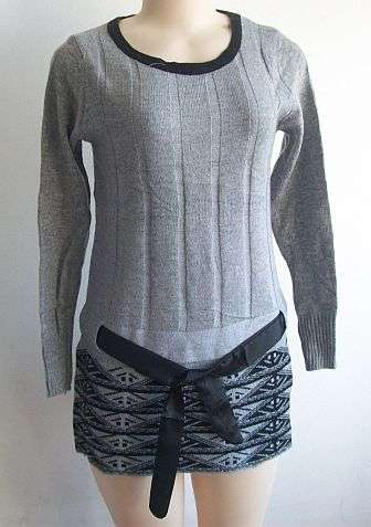 Lovely Short Dress. Knit.  Size 36/38