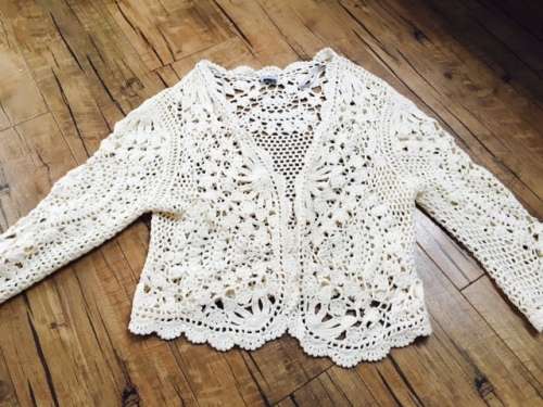 Oasis Ladies Hollow Lace Creamy White Fashion Stylish Knitwear/Coat Size Large