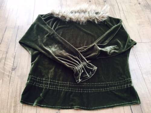 Ladies Beautiful Fashion Army Green High Quality Velvet With Brown Fur Round Collar Shirt