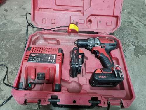 Milwaukee cordless drill