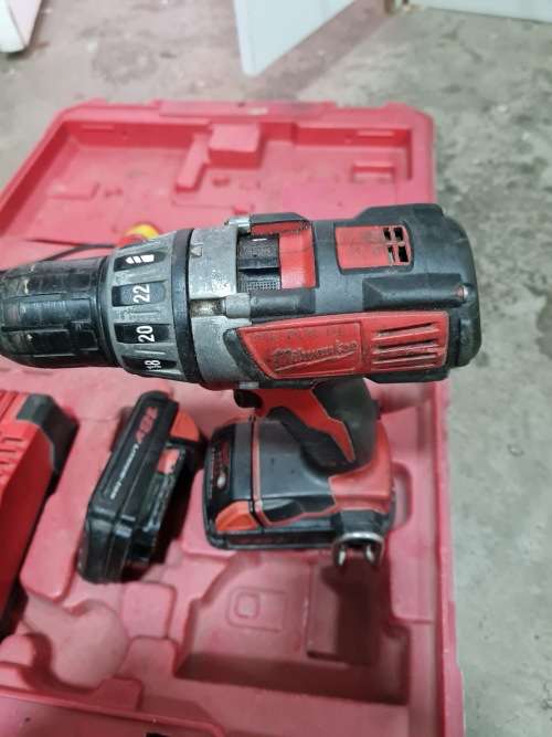 Milwaukee cordless drill