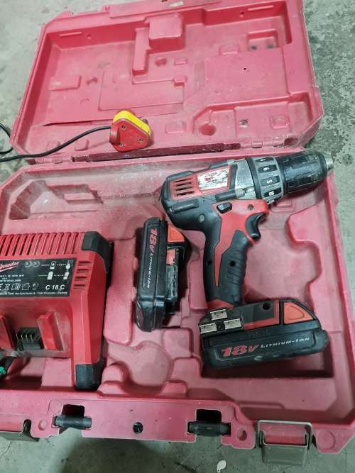 Milwaukee cordless drill