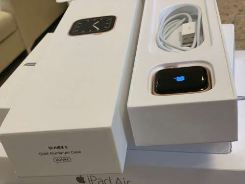 Apple Watch Series 5 - GOLD - 40mm - PREOWNED