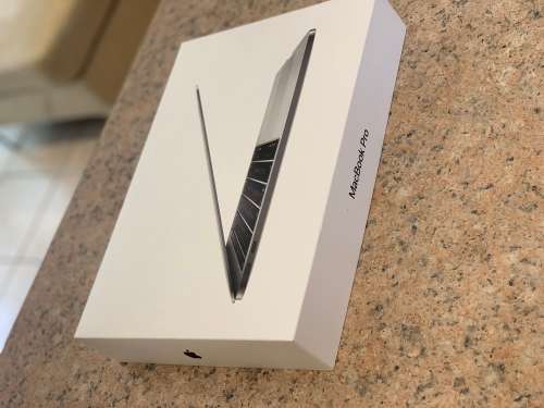 Apple Macbook Pro 13-inch 2016 Model Retina Display - Intel Core i5 - 8GB RAM - 256GB SSD - Preowned