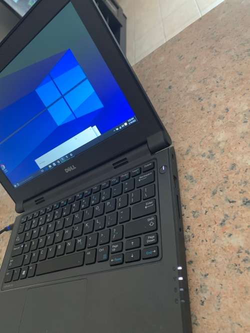 Dell Latitude 3150 - Intel Celeron - 4GB RAM - 256GB - Certified Preowned - Grade A