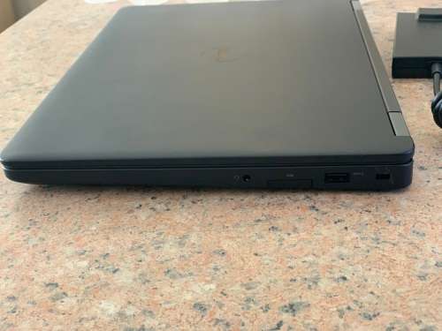 DELL Latitude E5470 - Intel Core i3 - 8GB - 256GB - LAPTOP - Grade A ~ Like New ~ FREE Shipping