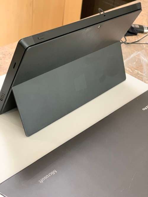 Microsoft Surface Pro Laptop - Intel Core i5 - Grade A ~ Like New ~ FREE Shipping