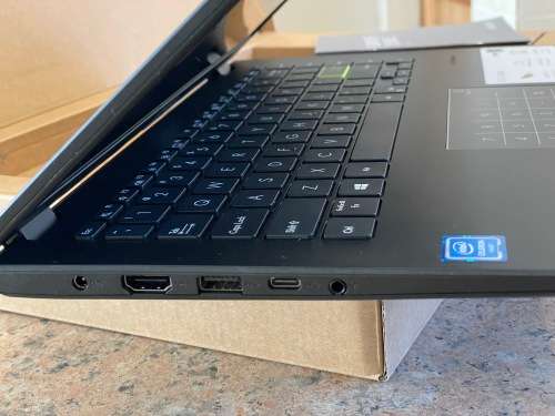 Asus E410M - Intel - 4GB RAM - SSD LAPTOP ~Brand New ~FREE Shipping