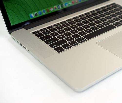 Apple Macbook Pro - 15inches Retina Display - i7 - 16GB RAM - 512GB SSD - Preowned  ~FREE Shipping
