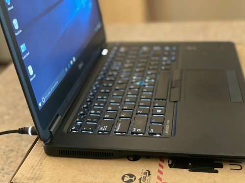 Dell Latitude E7450 Laptop - Intel Core i5 - 8GB RAM - 1TB SSD ~Windows 11 Pro & Office 2021