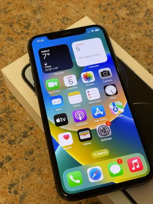 iPhone 11 Pro - 64GB - Midnight Green - Certified Preowned ~FREE Shipping ~FREE Screen Protector