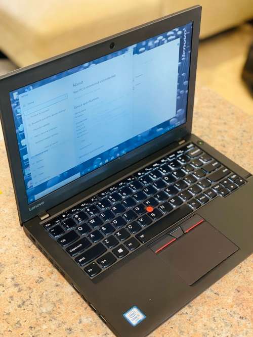 Lenovo Thinkpad X260 Laptop - Intel Core i5 - 8GB RAM - 256GB SSD -Like New ~FREE 32GB Memory Stick