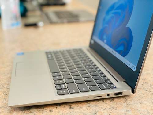 Lenovo Ideapad 120S-11IAP - LAPTOP - 11.6inches Display - Celeron - Grade A ~Like New ~FREE Shipping