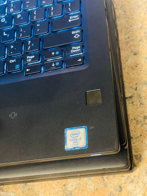 Dell Latitude Laptop E7280 - Intel Core i7 - 16GB RAM - 256GB SSD ~Free 16GB Memory Stick