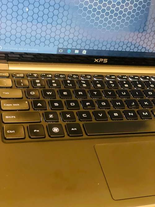Dell XPS L321X Laptop - Intel Core i7 - 4GB RAM - 256GB SSD ~Grade A ~FREE 32GB Memory Stick