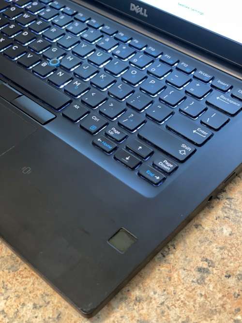 Dell Latitude Laptop E7480 - Intel Core i7 - 8GB RAM - 256GB SSD ~WIndows 11 Pro & Office 2021