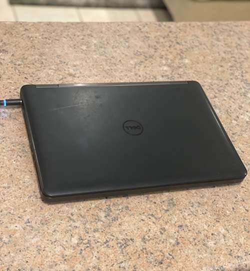 Dell Latitude E5440 Laptop - Intel Core i5 - 16GB RAM - 1TB SSD ~Grade A ~FREE 64GB Memory Stick