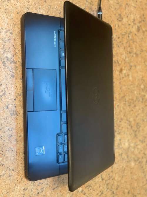 Dell Latitude E5440 Laptop - Intel Core i5 - 16GB RAM - 1TB SSD ~Grade A ~FREE 64GB Memory Stick