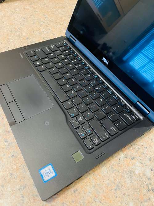 Dell Latitude 7389 2-in-1 FHD Touch Laptop PC - Intel Core i7-7300U 2.8GHz 16GB 1TB SSD