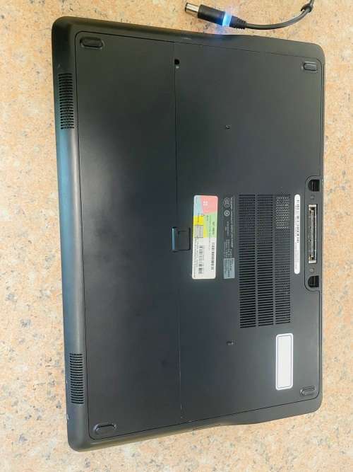 Dell Latitude E7440 Laptop - Intel Core i5 vPro - 8GB RAM - 256GB SSD ~FREE 64GB Memory Stick
