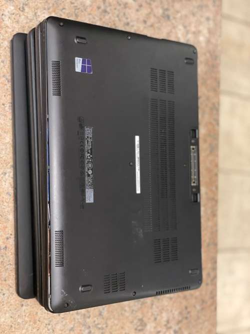 Dell Latitude Laptop E7470 - Intel Core i5 - 8GB RAM - 512GB SSD ~Windows 11 Pro Office 2021