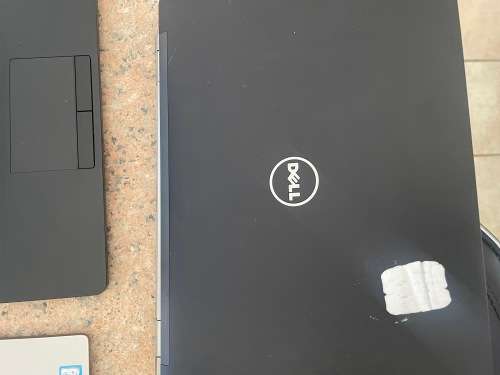 Dell Latitude Laptop E7480 - Intel Core i5 - 16GB RAM - 256GB SSD ~FREE 64GB Memory Stick