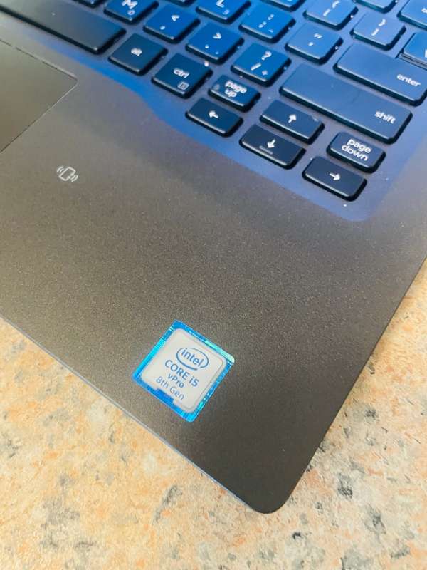 Dell Latitude 7400 - Intel Core i7 QuadCore 8th Gen - 16GB RAM - 512GB SSD Windows 11 Office 2021