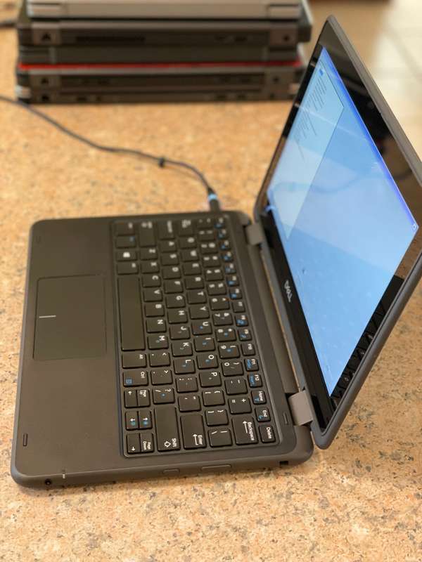 Dell Latitude 3190 2-in-1 Laptop - Touchscreen - Intel - 8GB RAM - 128GB SSD FREE 64GB Stick