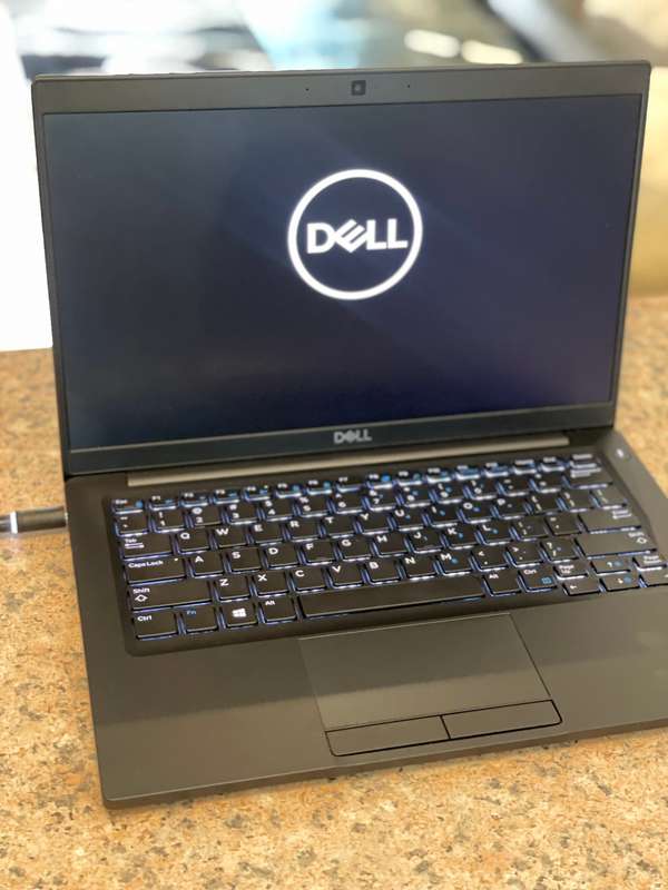 Dell Latitude 7390 Laptop - Intel Core i5 8th Gen - 16GB RAM - 256GB SSD Windows 11 Pro Office 2021