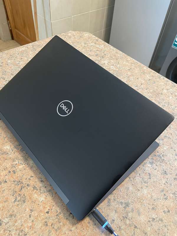 Dell Latitude 7390 Laptop - Intel Core i5 8th Gen - 16GB RAM - 256GB SSD Windows 11 Pro Office 2021