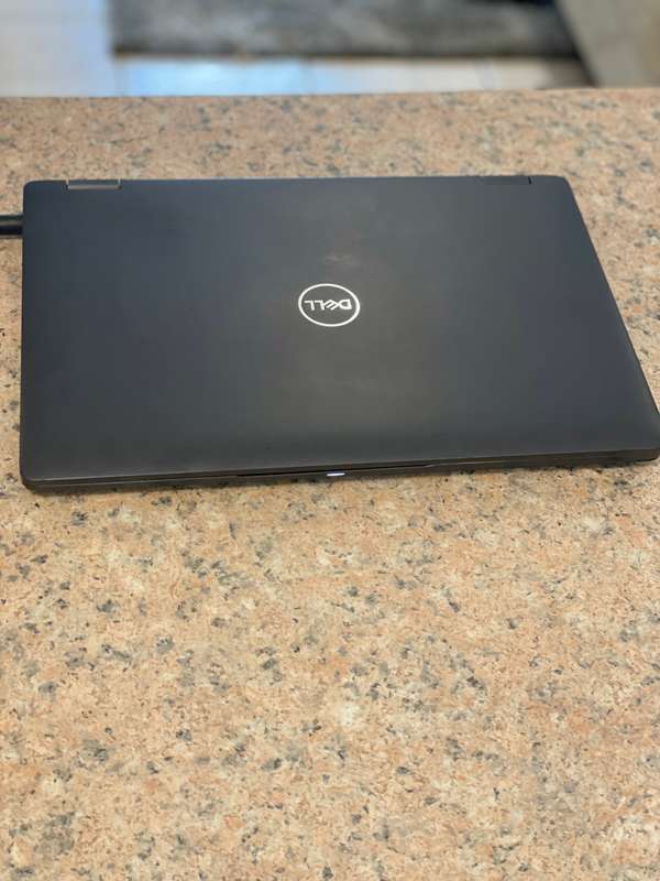 Dell Latitude 5300 2-in-1 Touch Laptop - Intel Core i5 8th Gen 16GB RAM - 256GB SSD FREE 64GB Stick