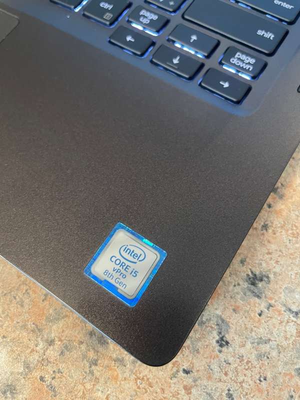 Dell Latitude 5300 2-in-1 Touch Laptop - Intel Core i5 8th Gen 16GB RAM - 256GB SSD FREE 64GB Stick